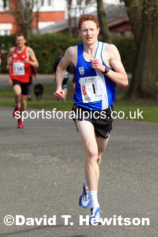 Senior Mens Northern 12 Stage Road Relay, 2022 Northern 12 and 6 Stage Road Relays,  Birkenhead Park, Birkenhead, Wirral.  Photo: David T. Hewitson/Sports for All Pics